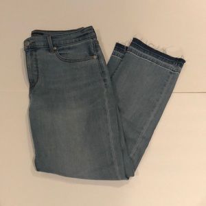 Banana Republic Girlfriend Crop Light Wash Jean